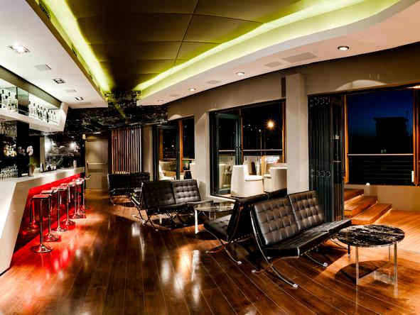 Ambassador Hotel - Bar